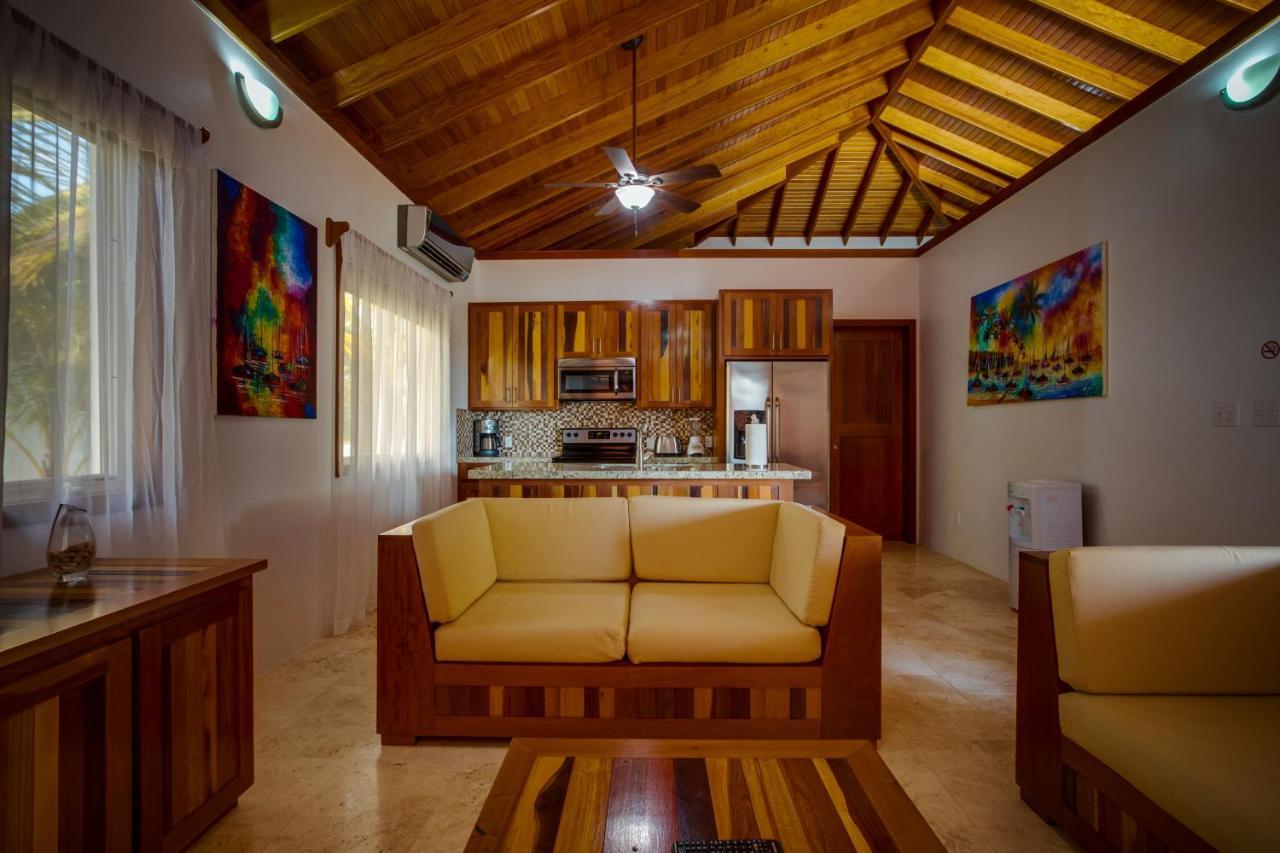 Turtle Island Resort San Pedro  Extérieur photo