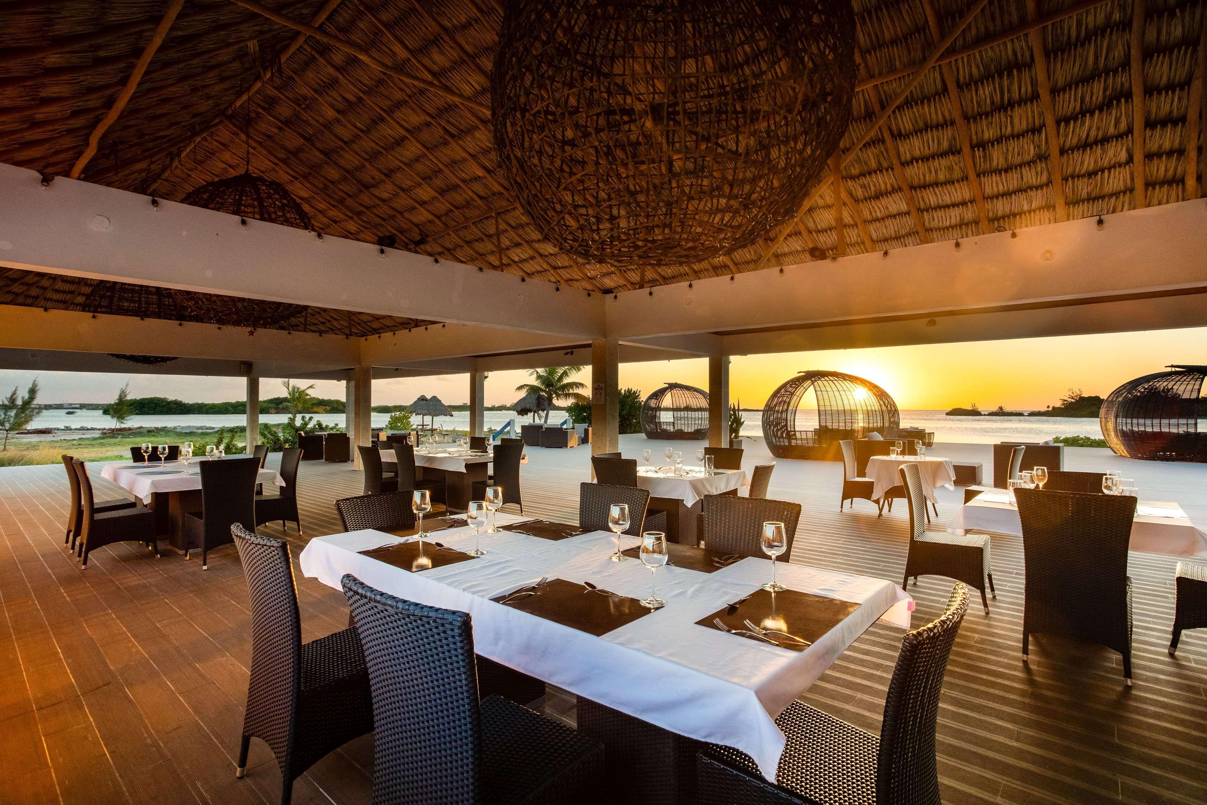 Turtle Island Resort San Pedro  Extérieur photo