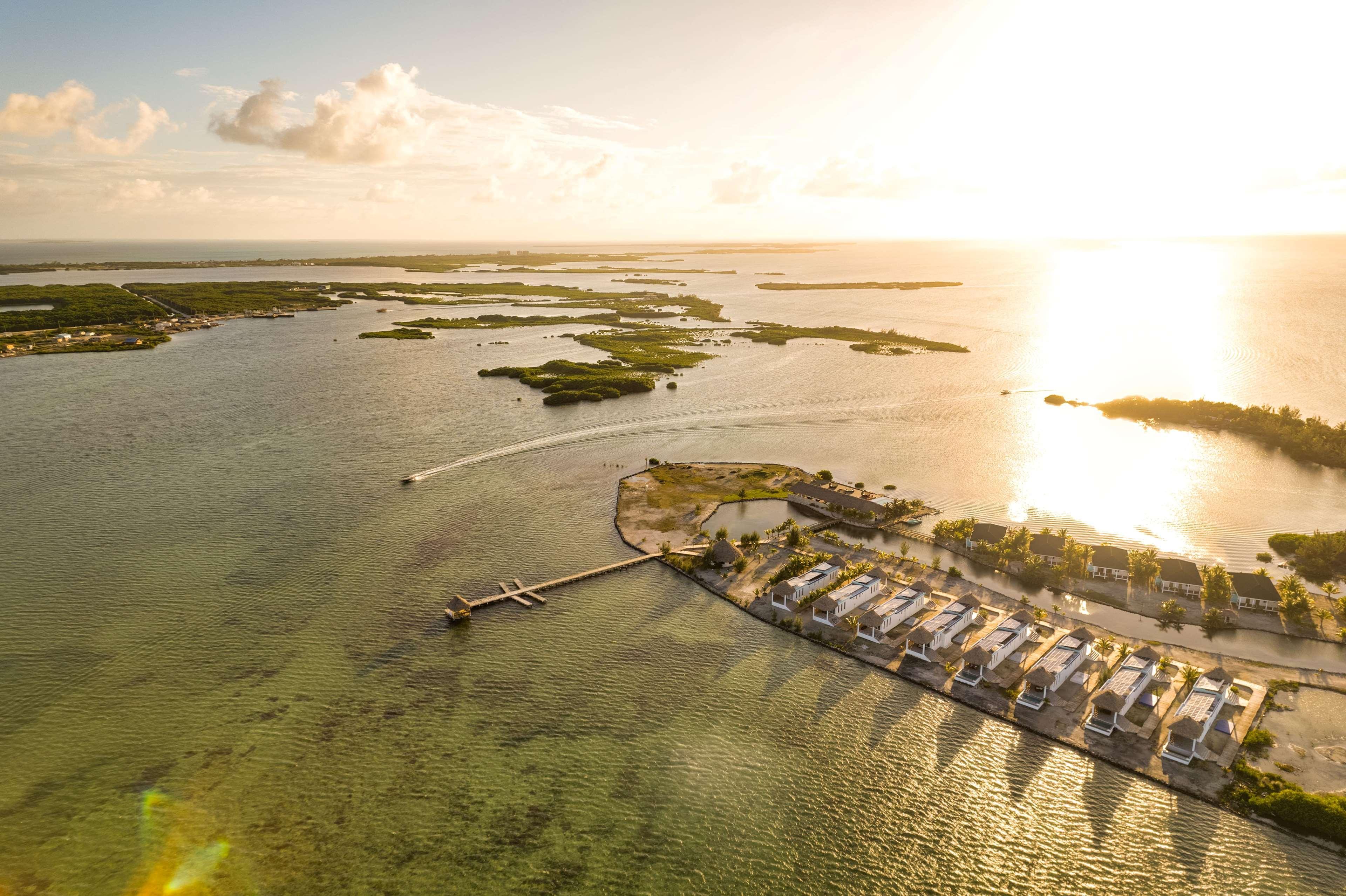 Turtle Island Resort San Pedro  Extérieur photo